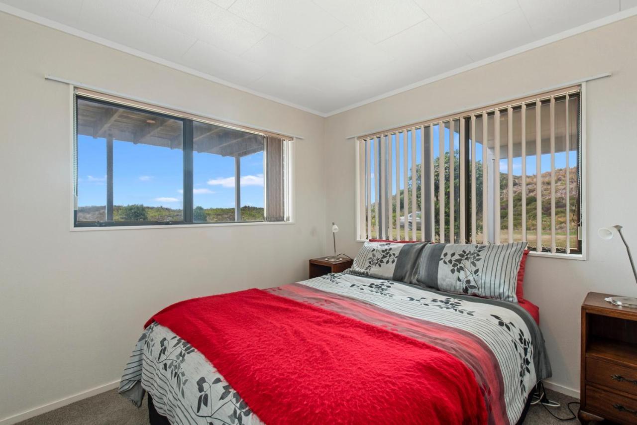 Oceanside Bach - Mount Maunganui Holiday Home מראה חיצוני תמונה